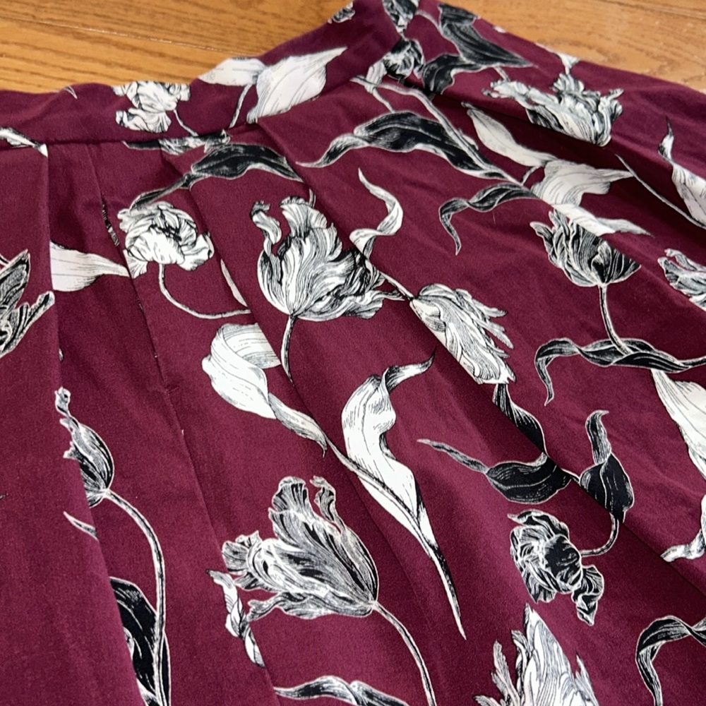 Banana Republic skirt - Picture 2 of 6